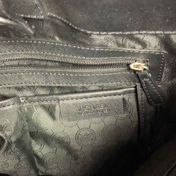 Michael Kors LG Blk Hamilton Specchio Leather Tote - Picture 8 of 11